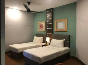 Perhentian Island Resort