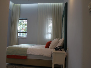 Bat Galim Boutique Hotel