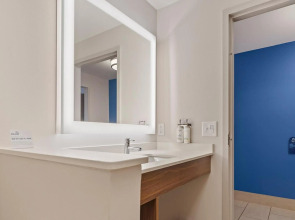 Sanur Resort Watujimbar