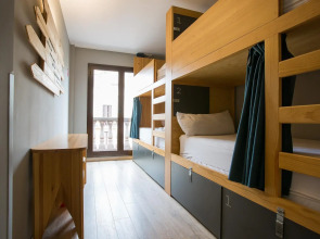 Yeah Barcelona Hostel