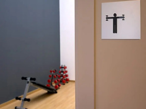 Отель Ikonik Lex