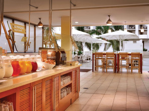 Hyatt Place Waikiki Beach