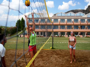 Kiani Beach Resort Family