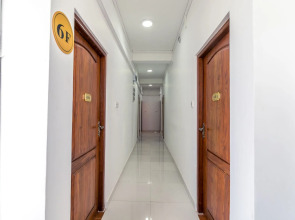 Metro Port City Hotel