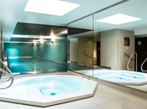 Adina Apartment Hotel Berlin CheckPoint Charlie