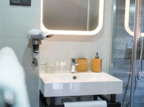 The Lights City Rooms