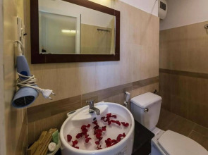 SaiGon Odyssey Hotel - The Art