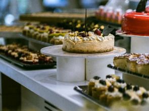 Отель Rox Resort