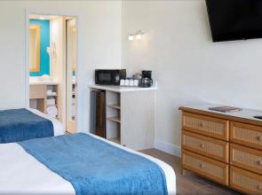 Outrigger Beach Resort