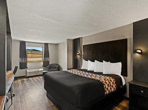 Rodeway Inn and Suites Austin