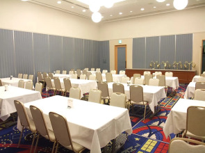 Oriental Hotel Universal City