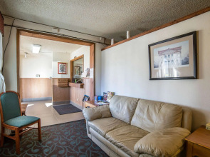 Rodeway Inn Cheyenne I-80 East