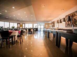 Daria - Authentic Israel Experience