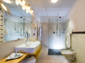 ABINEA Dolomiti Romantic Spa Hotel