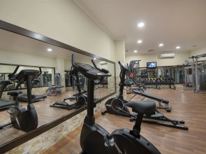 Quattro Beach Spa & Resort Hotel