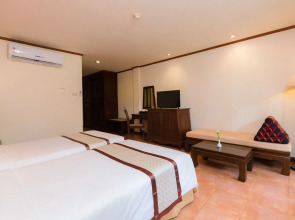 Ma Doo Bua Phuket (มาดูบัวภูเก็ต)