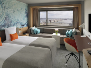 Mövenpick Hotel Amsterdam City Centre