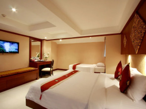 Отель Rayaburi Hotel Patong