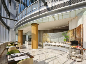 J Hotel, Shanghai Tower