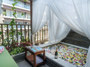 The Crystal Luxury Bay Resort Nusa Dua