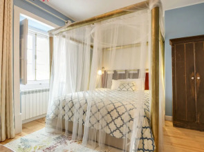 LUXa Charmhouse Hotel