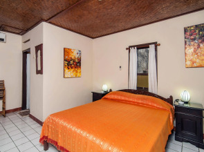 Temple Cafe & Seaside Cottages