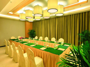 Отель Barry Boutique Seaview Sanya