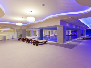 Boutique 5 Hotel & Spa - Adults Only