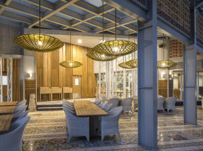 Eastin Ashta Resort Canggu