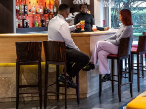 Отель Paris Boulogne