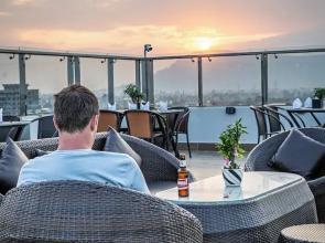 The Square Kampot Hotel