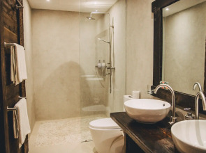 Hibiscus Garden Resort