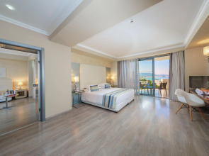 Atrium Platinum Resort Hotel & Spa