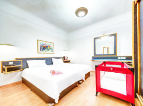 AX Sunny Coast Resort & Spa