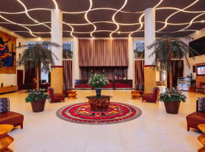 Отель Mövenpick Hotel & Residences Nairobi