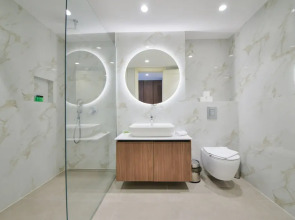 Luxury Hotel Riva - Budva