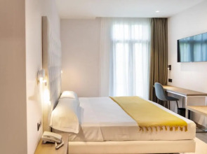 Отель Caledonian