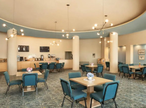 Sherry Frontenac Oceanfront Hotel