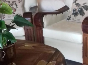 Mulligans Golf Lodge