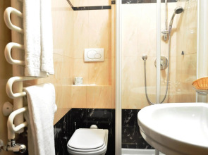 Отель San Guido Porta Volta