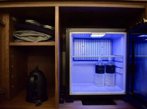 The Lively Osaka Honmachi