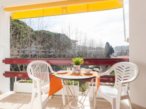 Apartamento Córcega Ref. 1065  by Iberplaya