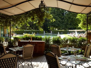 Отель Four Seasons Hotel Firenze