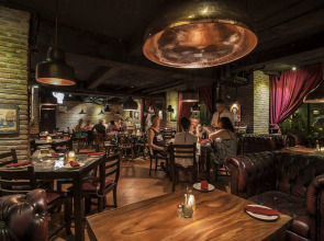 Grandmas Plus Hotel Legian