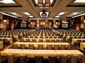 Golden Nugget Las Vegas Hotel & Casino