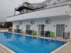 Sunshine Holiday Resort