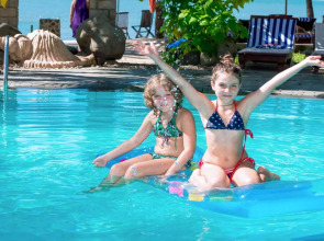 Hoang Ngoc Beach Resort