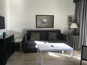 Apartamentos HG Cristian Sur