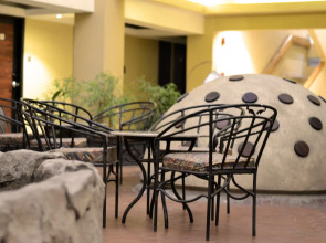 Best Western Plus Meridian Hotel