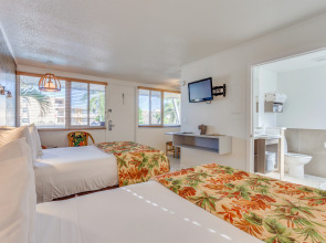 Outrigger Beach Resort